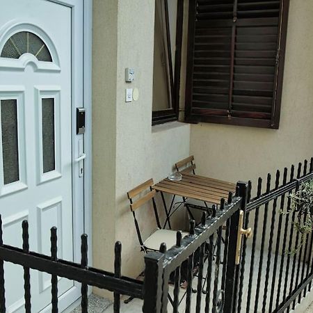 Studio Apartman Gajba In City Center Zagreb Exterior foto