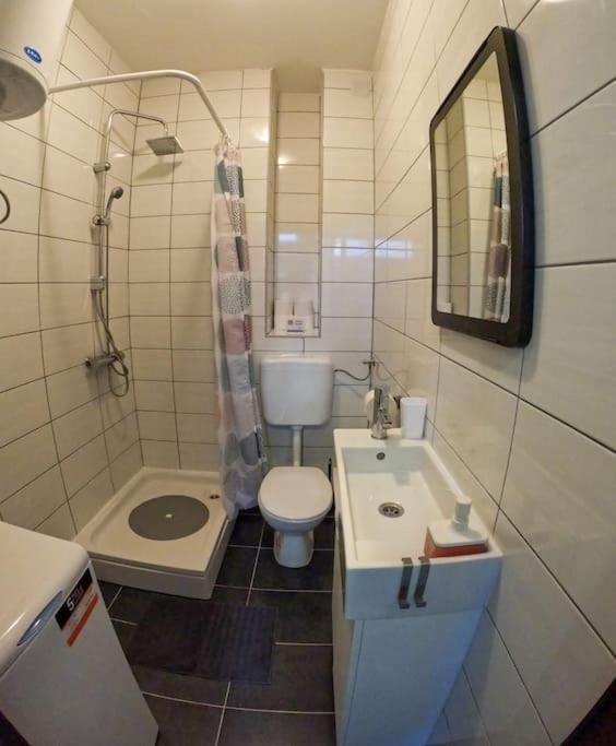 Studio Apartman Gajba In City Center Zagreb Exterior foto