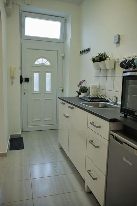 Studio Apartman Gajba In City Center Zagreb Exterior foto
